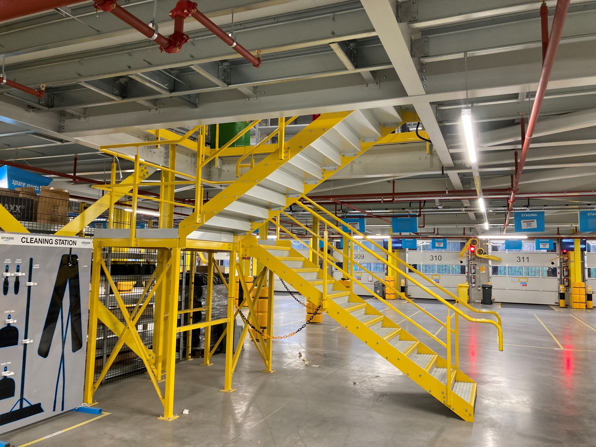 Conveyor Crossovers